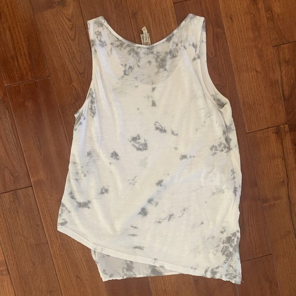 XCVI Tie Dye Tank Women's Size M Gray White Asymmetrical Knit Woven Combo #13050 - Picture 4 of 9